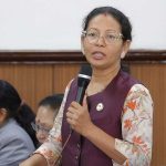 राष्ट्रिय सभामा रेणु चन्दको प्रश्नः ‘बलात्कारी छुट्दा र आमाले सडकमा बच्चा जन्माउँदा सरकार खुसी छ ?’