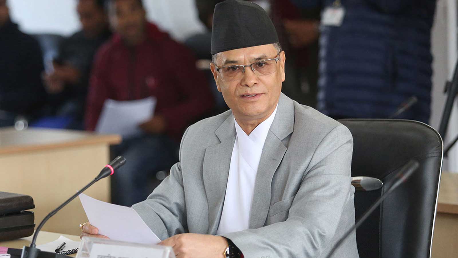 पूर्वप्रधानन्यायाधीश चोलेन्द्रशमशेर जबरा पक्राउ