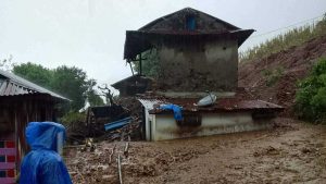 लगातारको वर्षाले बागलुङ र पाल्पामा गरी ६ जनाको मृत्यु, म्याग्दीमा चार जना पुरिए