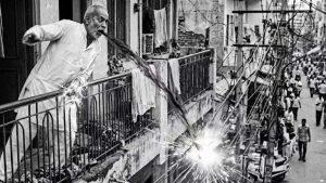 गुट्खा थुक्न कौसीमा उभिएका ६५ वर्षीय वृद्धको हाईटेन्सन तारमा करेन्ट लागेर मृत्यु